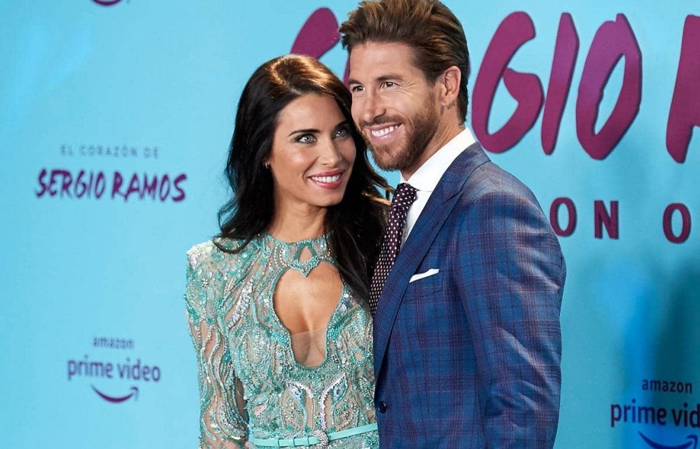 私の楽園 セルヒオ ラモスはビーチでオフ 妻のルビオさんは水着でのキスショットを公開 サッカー スポーツブル スポブル