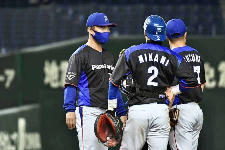 中嶋聡、稲葉篤紀、金子誠…　社会人名門ヘッド就任、元ハム投手が先輩から得た財産