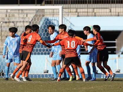 高川学園が「必殺技」の炸裂などで４強へ。「トルメンタ」などセットプレーだけではない強さの理由