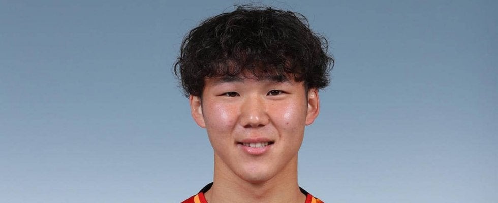 徳島、名古屋MF石田凌太郎が育成型期限付き移籍で加入「必ずJ1に戻りましょう」