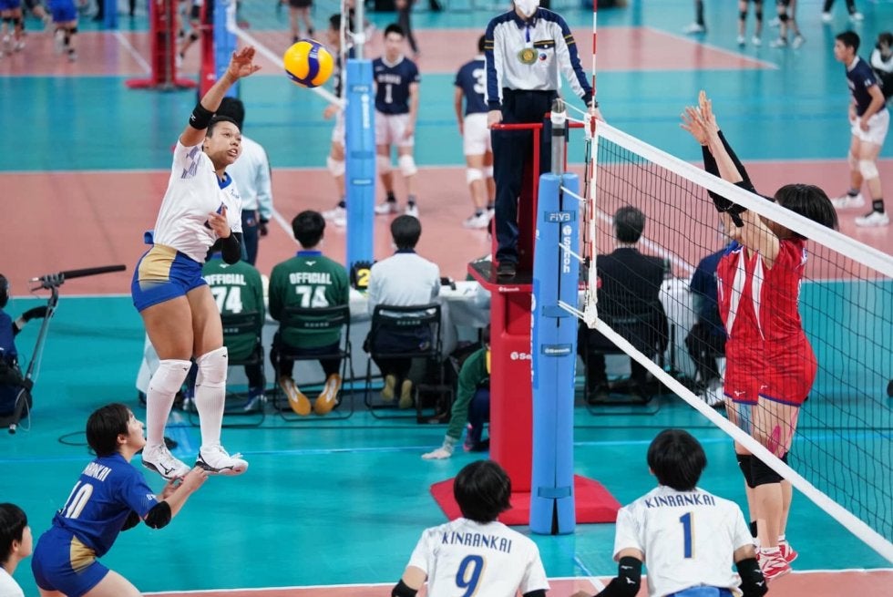 【春高】金蘭会が攻守にわたって強さを見せ、三重にストレート勝ち。ベスト4進出を決める