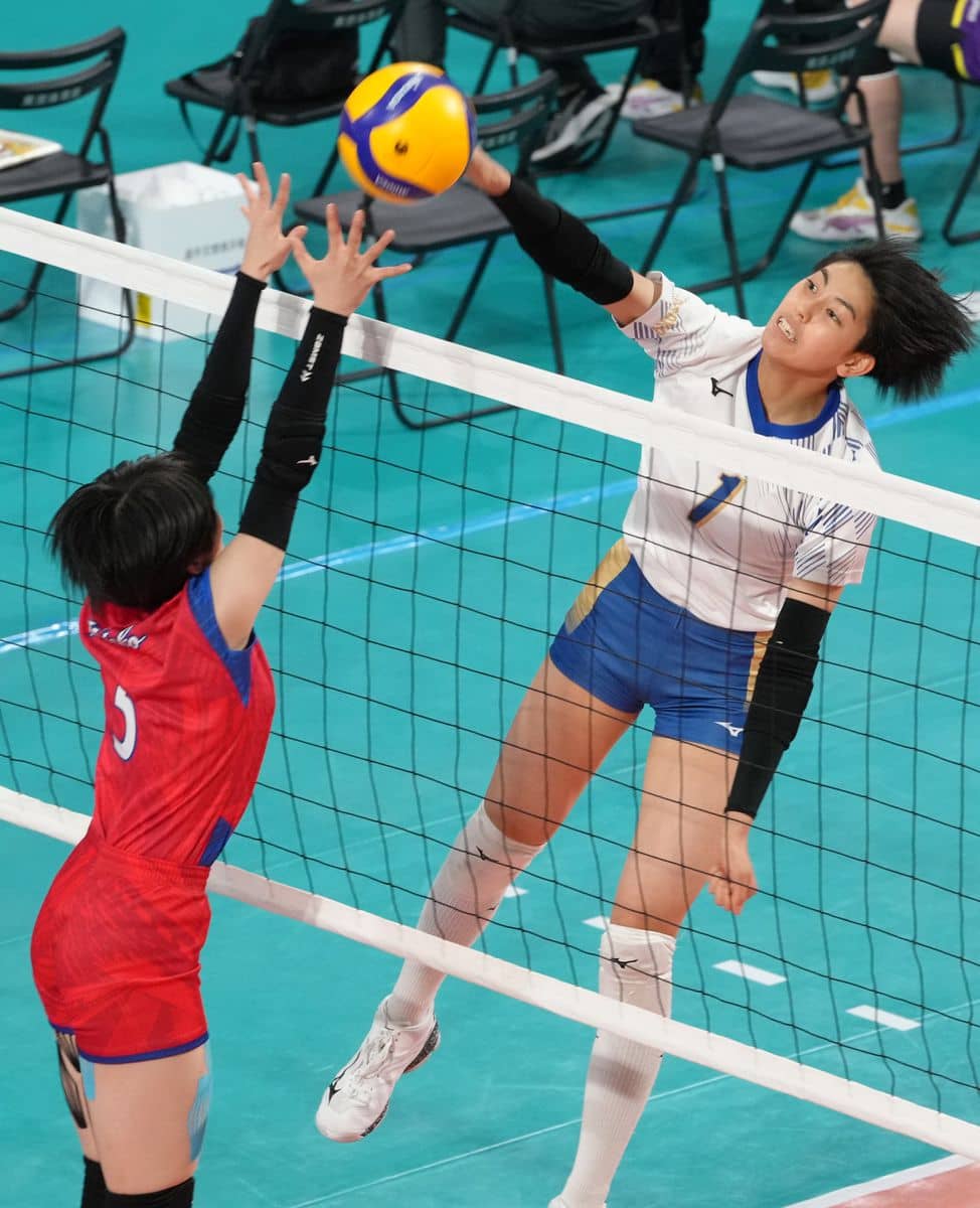 春高バレー 女子準々決勝 金蘭会 大阪 攻守にさえ バーチャル春高バレー スポーツブル スポブル