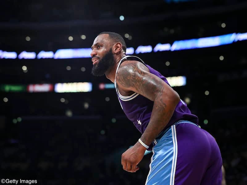 レイカーズが快勝で新年負けなし4連勝、ウィザーズは東地区首位ブルズに接戦も黒星／NBA