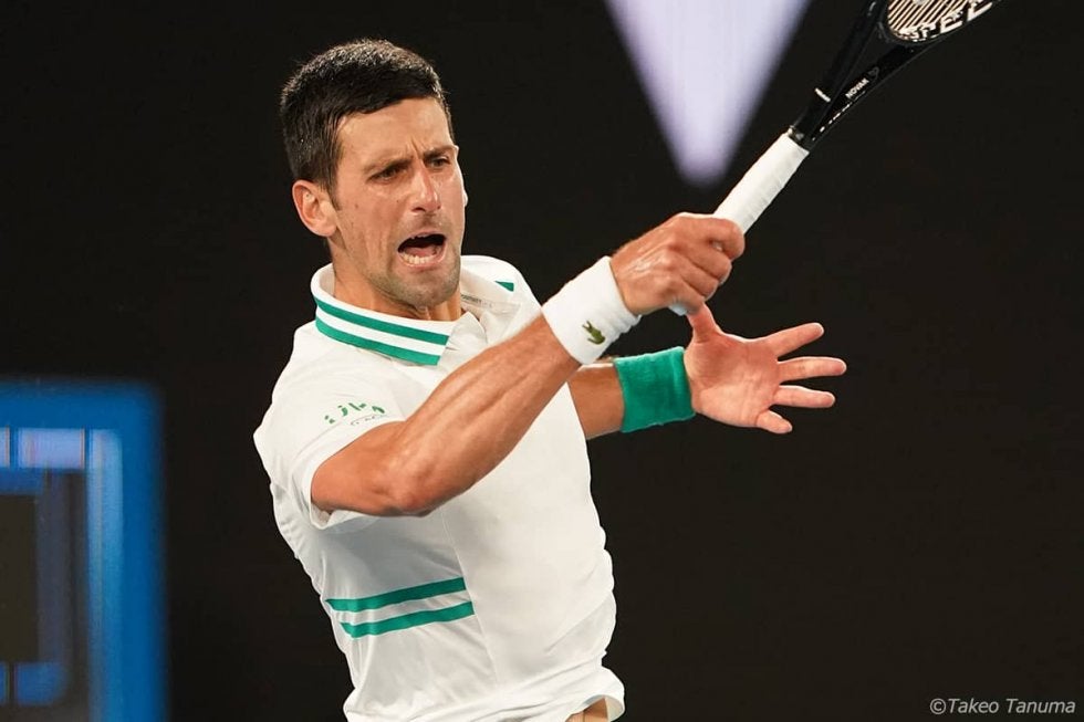 ジョコビッチの豪入国問題。裁判所がビザ取り消しは「不合理」だと判決し隔離施設からの解放を命令