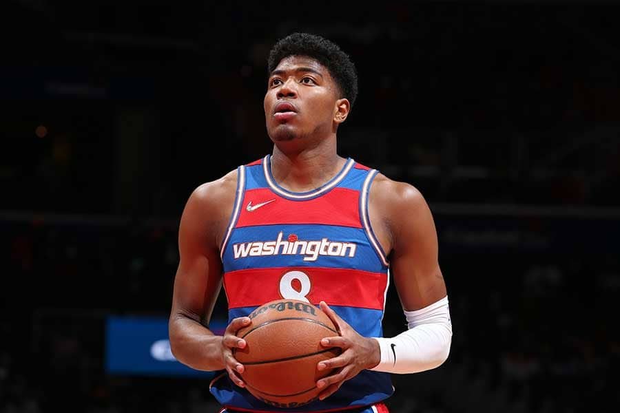 【NBA】八村塁、LA発ブランド「AMIRI」を着こなした会場入り私服が米好評「ルイ似合ってる」