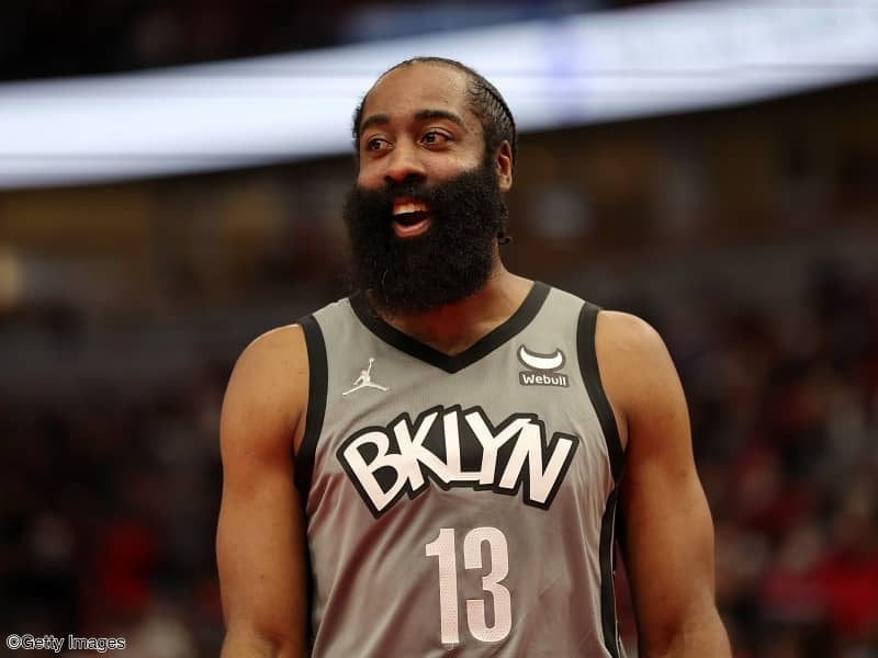 ハーデンがハイチにコートや生活必需品を寄付「スポーツには人生を変える力がある」