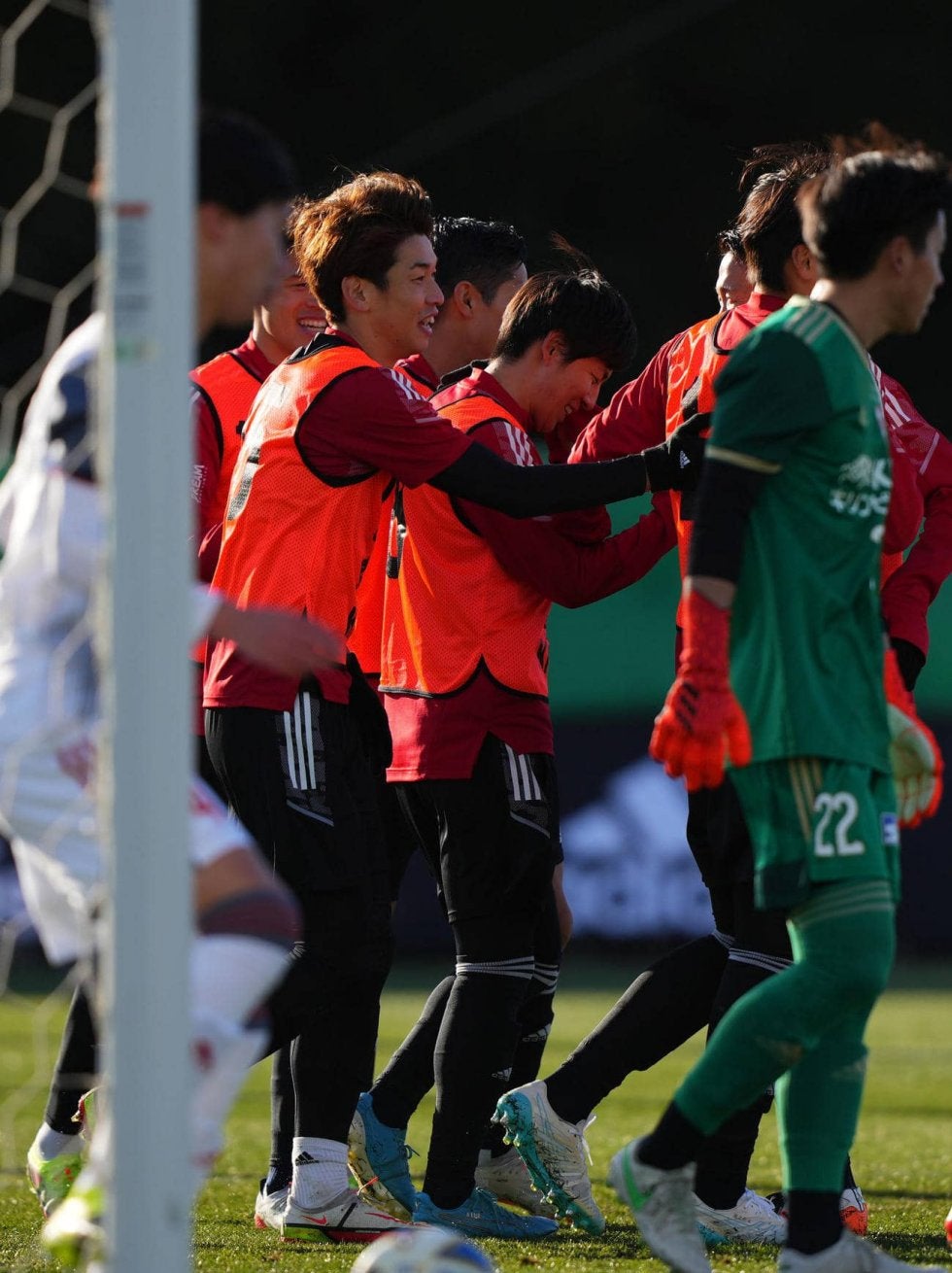 大迫勇也 前半３分にセットプレーから先制点 ポストプレーなどで存在感 サッカー スポーツブル スポブル