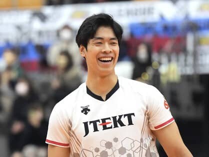 男子バレー左の新エースはルーキー宮浦健人。ユース代表で控えだった西田有志の活躍に「僕も負けない」