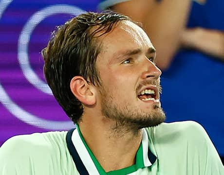 メド「チチパスに恨みない」