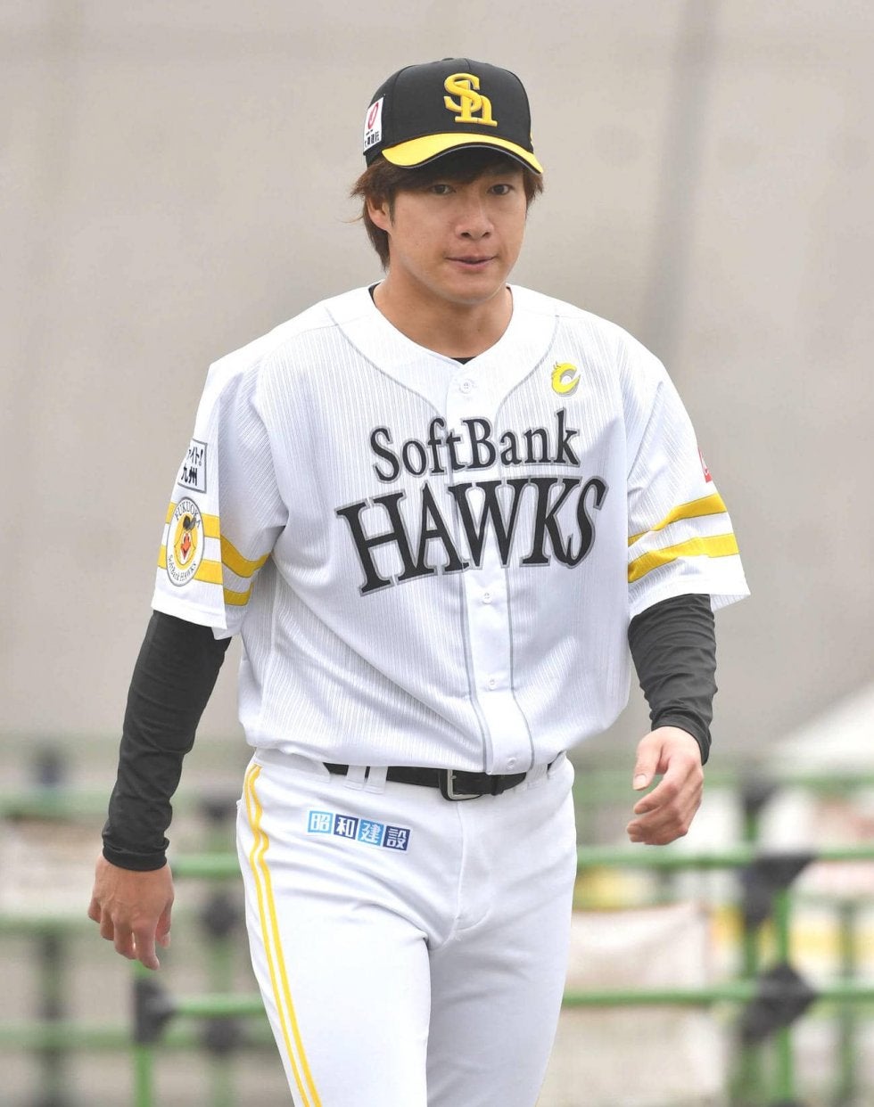ソフトバンク新主将の柳田悠岐 c マーク姿を披露 ちょっとイメージと カラーリングに注文 野球 スポーツブル スポブル ソフトバンク新主将の柳田悠岐 c マーク姿を披露 ちょっとイメージと カラーリングに注文 野球 スポーツブル スポブル