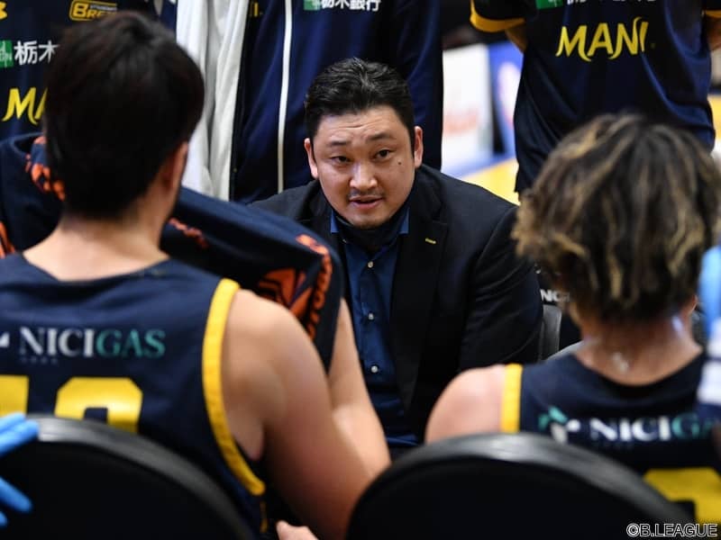 濃厚接触者と判定されていた宇都宮ブレックスの安齋竜三HC、今日からチーム活動に復帰