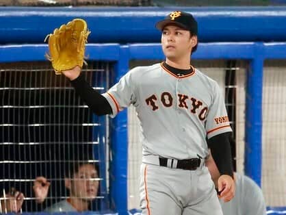 社会人で戦力外寸前からの大逆転劇。高梨雄平は球界屈指の「左キラー」へと上り詰めた