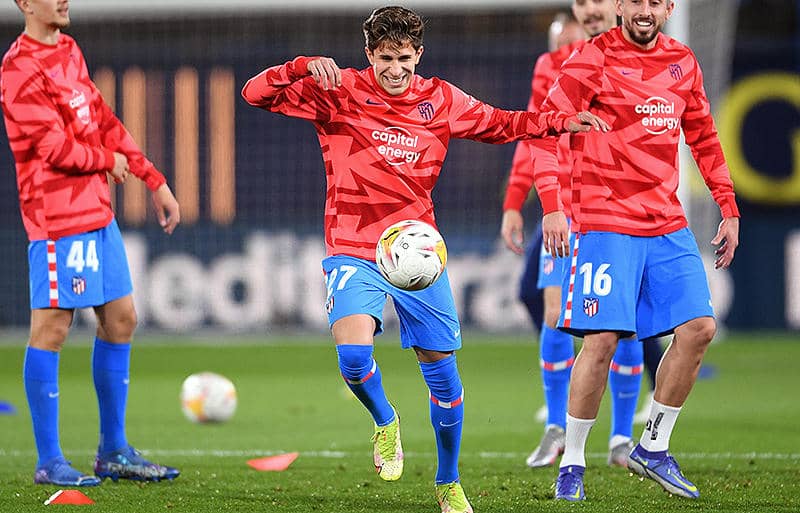 アトレティコ、シメオネ3男のジュリアーノが2025年まで契約延長! サッカー スポーツブル (スポブル)