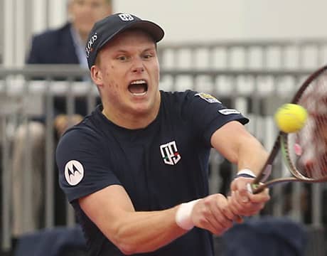 完勝で4強「本当に満足」