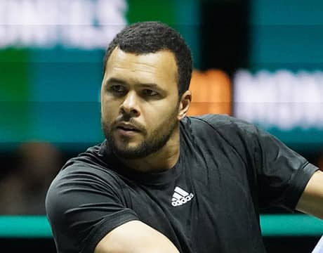 ツォンガ、シモン破り初戦突破