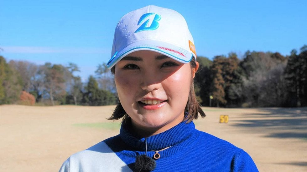 ダウンスイングは手から下ろさないことが大事！高橋彩華