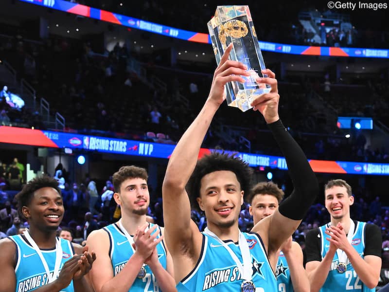 新ルールのライジングスターズが開催…優勝したチーム・バリーのカニングハムがMVP