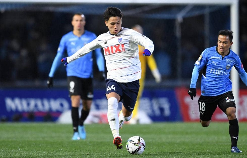 「想像の20倍ぐらいよかった」漂う期待感! FC東京MF松木がプロデビュー戦での鮮烈ミドルにファン「海外行き決定だわ…」