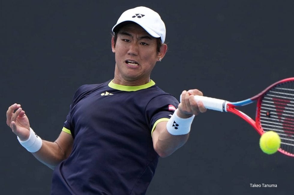 西岡良仁逆転勝ちで1回戦突破、40歳ロペスとの左利き対決を制す [メキシコ・オープン]