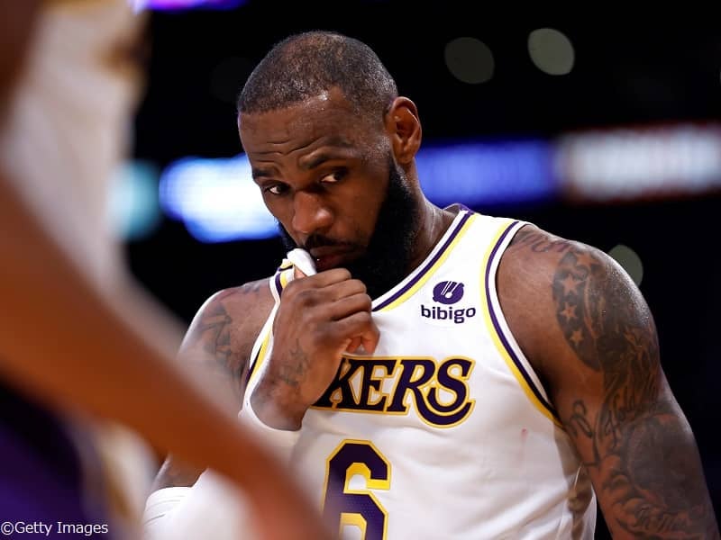 球宴明け4戦全敗のレイカーズ…キャリア19年目のレブロンにとって悔しいデータも
