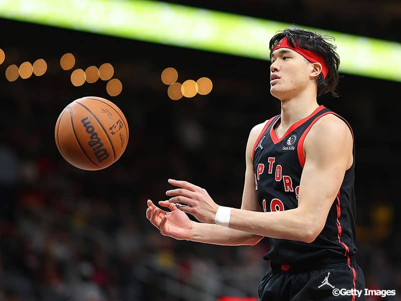 渡邊雄太、1分45秒の出場で2得点…ラプターズは連敗脱出