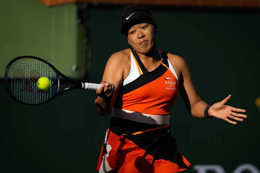 野次に涙の大坂なおみ、謎の電話番号を公開　「ナオミは答えを持っていた」と米話題