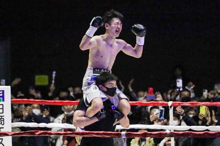 寺地拳四朗、因縁の再戦3回KOで王座奪還「はあ～、良かったあ！」　矢吹正道はV1失敗