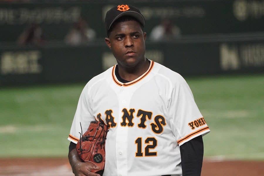 巨人、セーブ失敗のデラロサを抹消、負傷交代のオリ安達も登録外れる　28日の公示