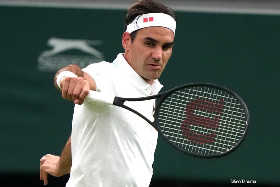 フェデラーがリハビリ中の写真を公開「リハビリはロックな感じ」