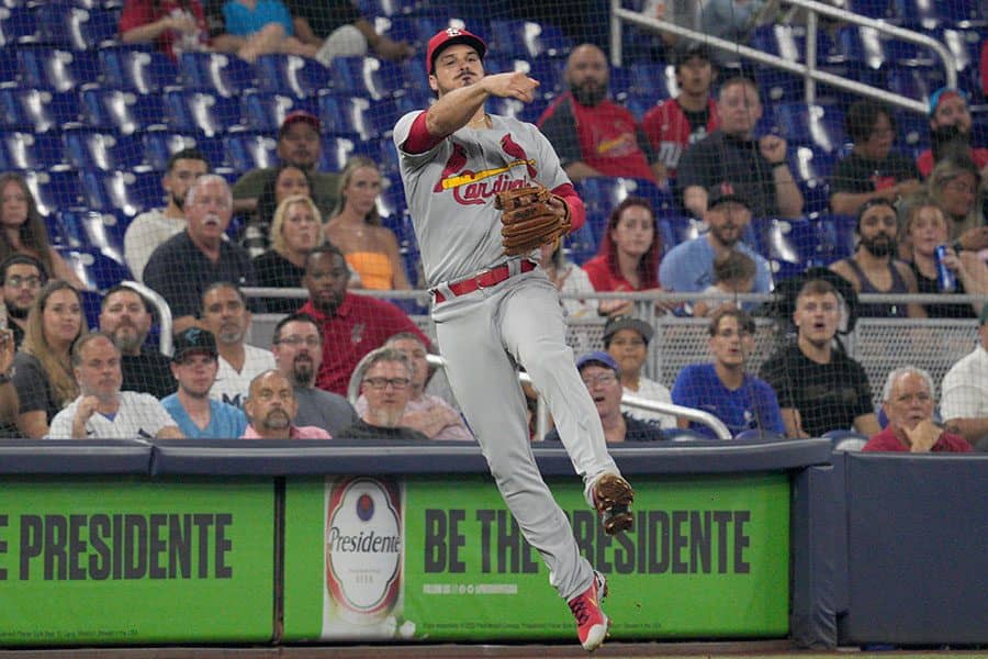 【MLB】「アンビリーバブル」　三塁ファウルゾーンからの“爆裂肩”が「とんでもない」