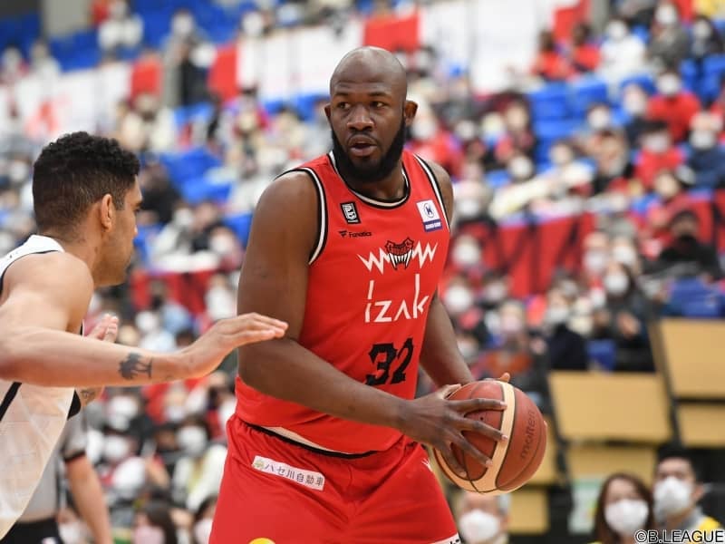 ジュリアン・マブンガが史上11人目の記録達成…B1個人通算2,000リバウンドをマーク