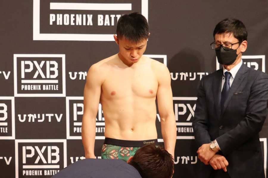 2.5kg体重超過の石澤開が釈明「昨日突然体調を崩してしまった」　再計量も2.3kgオーバー