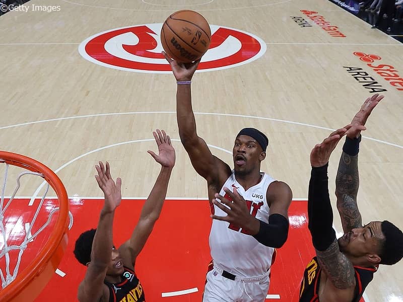 積極果敢に攻め立てたジミー・バトラーが36得点！ ヒートがホークスを下して3勝目