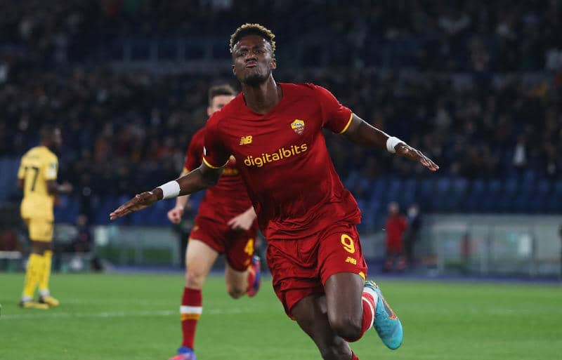 アーセナルが狙うエイブラハム、移籍金は100億円超えか