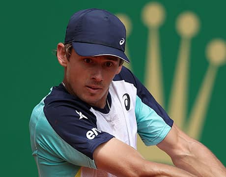 デ ミノー8強、次戦は綿貫陽介