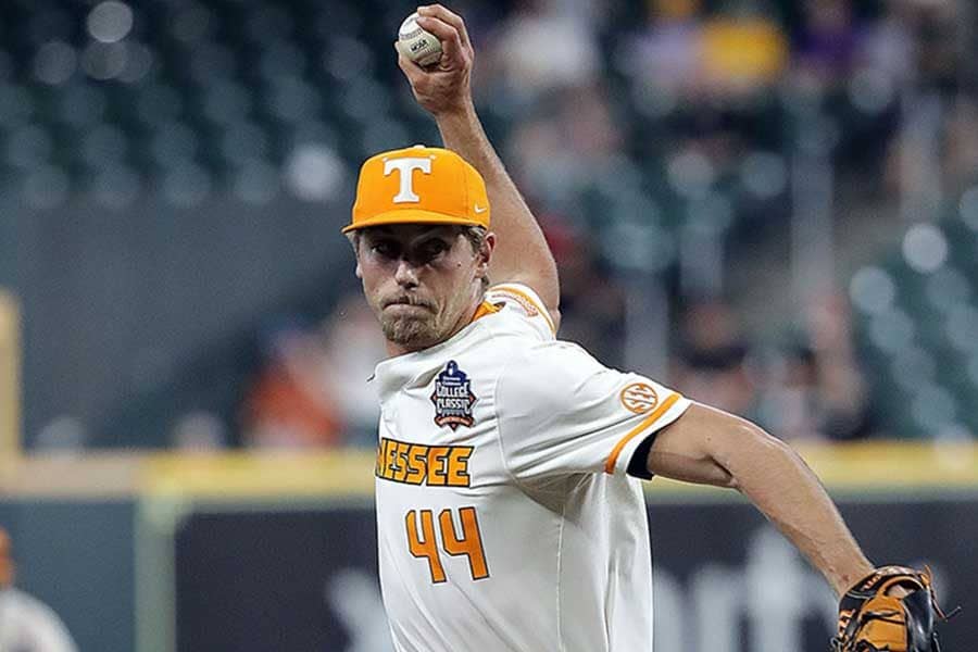 最速170キロ大学生の「打てない剛速球」　ミット突き上げる“凶器”が「エグい」