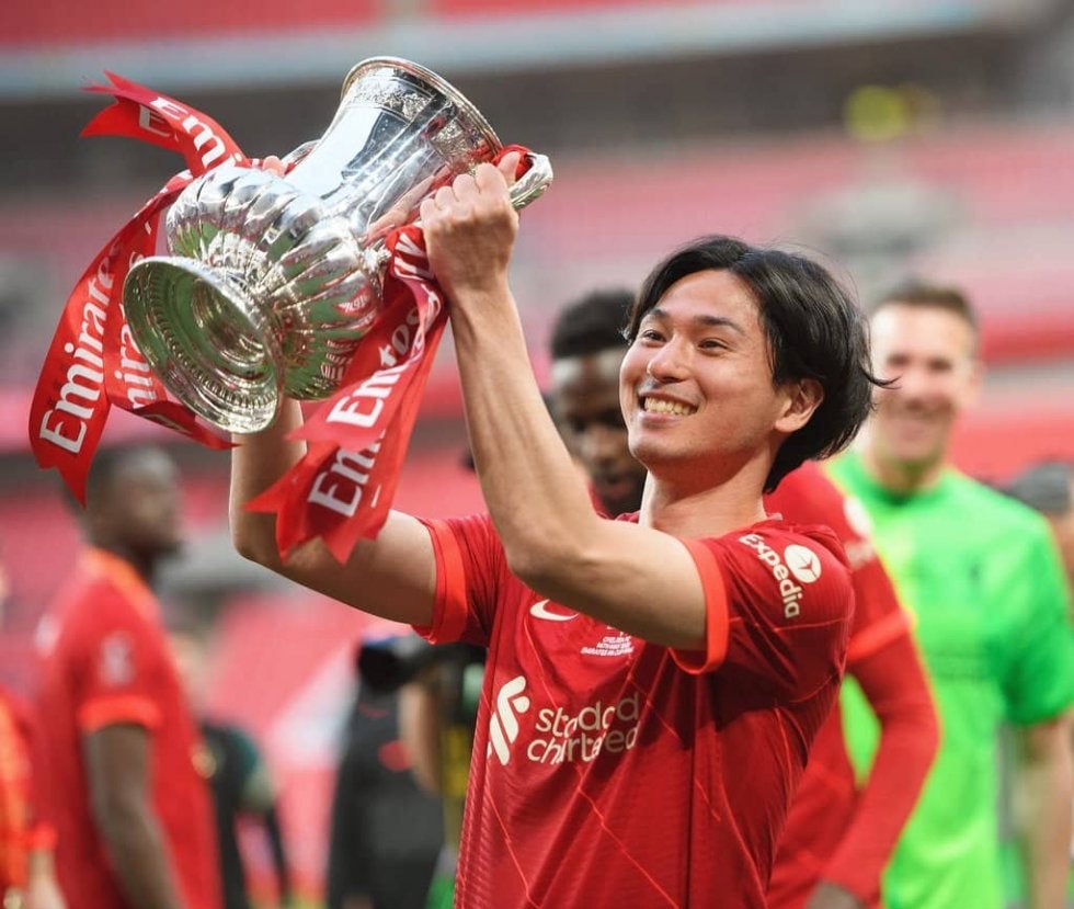 南野拓実のモナコ移籍がついに｢正式決定｣!! 日本代表のエースに｢写輪眼｣!? 話題沸騰の大人気漫画キャラとの｢コラ画像｣