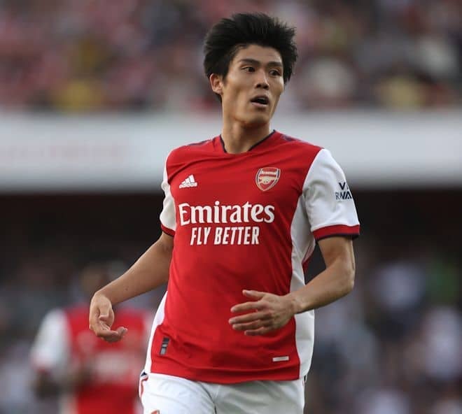 守備の弱さを補える攻撃力がある 冨安健洋が選んだ 世界最高の右sb は 対戦して嫌だった相手も明かす うぁ 出しづら サッカー スポーツブル スポブル