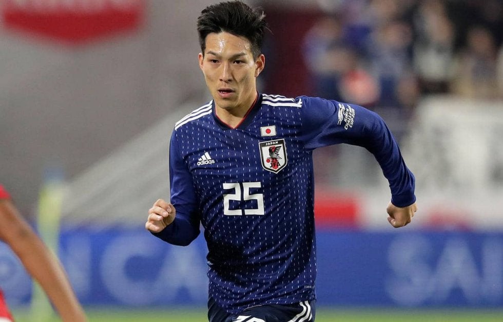 小林祐希　　サイン入りユニフォーム ☆希少 レア物 入札困難 サッカー日本代表 小林祐希 25 直筆サイン入り