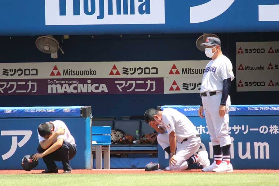 【高校野球】名門復活まで「とにかく、苦しかった」　涙の横浜高監督が71通の手紙に込めた思い