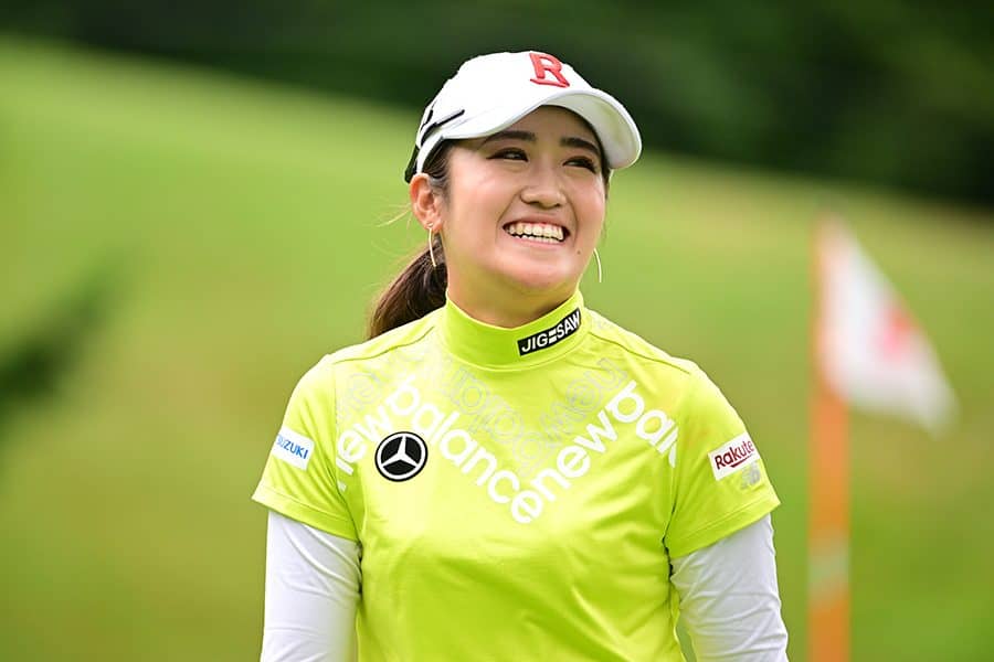 稲見萌寧と仲良し同期・菅沼菜々のスマイルに反響「可愛ね」「こういうの嬉しい」