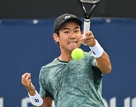 第1シードの西岡が途中棄権