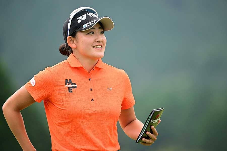 2週連続V王手の20歳岩井千怜、父も驚かせたロングパット連発「チャンスは全部決める」