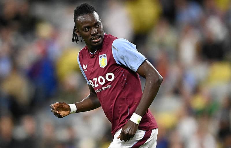 アストン・ビラのB・トラオレがバシャクシェヒルへレンタル移籍、今夏にはエジルも加入