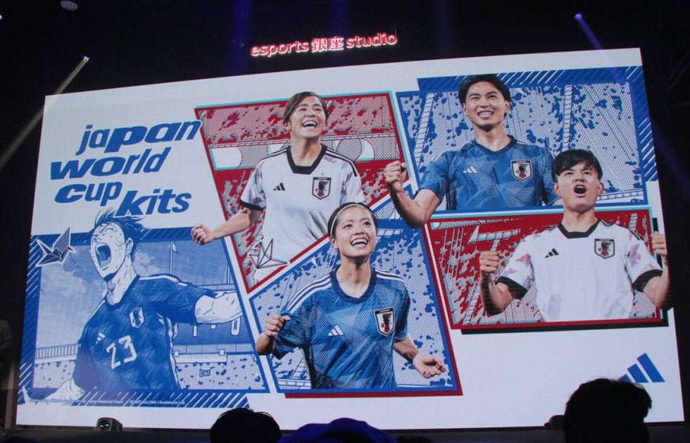 なでしこジャパンの選手たちの反応は 新ユニフォームとの対面で率直な感想 このユニフォームで結果を残したい サッカー スポーツブル スポブル