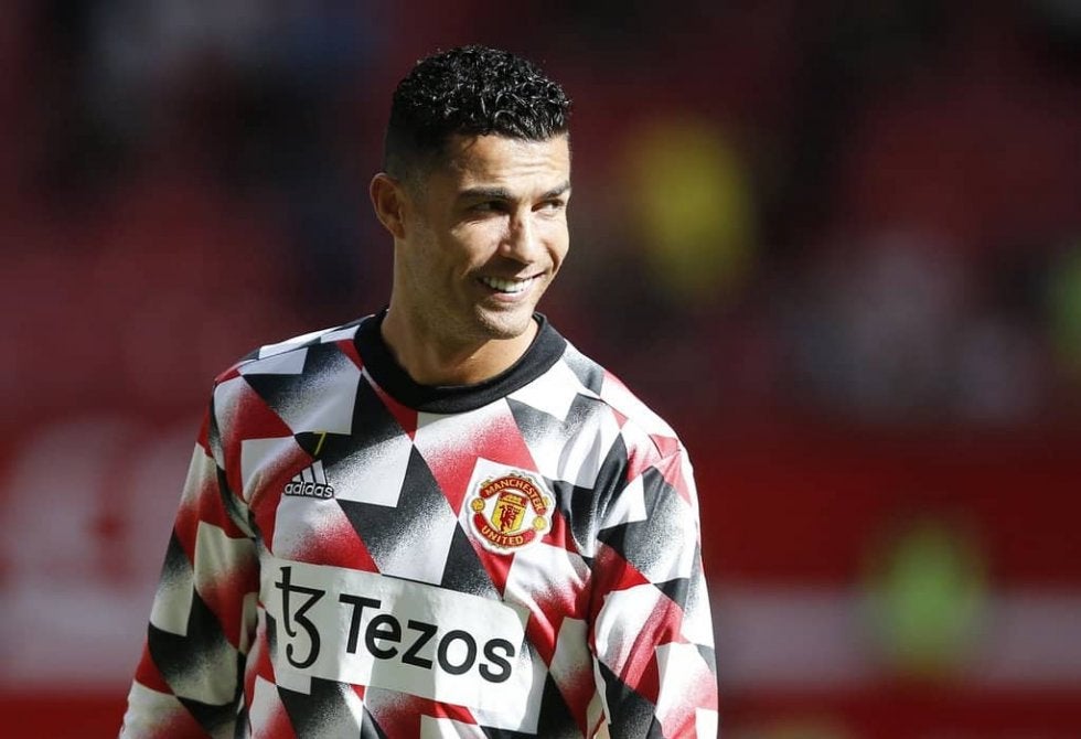 C・ロナウドまさかの｢足技失敗｣にチームメイトが笑いをこらえる…世界最高峰FWが｢レアな瞬間｣見せる