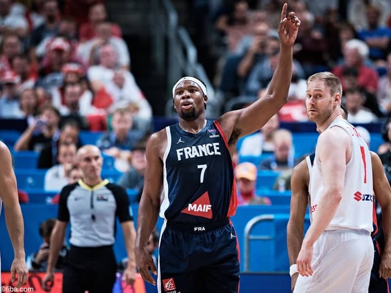 フランスがポーランドに41点差快勝…22得点のヤブセレ筆頭に全員得点で決勝へ／ユーロバスケット2022