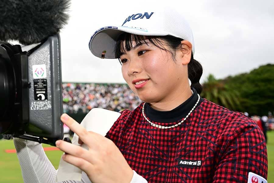 練習を「終わろう」と言うと拗ねた　19歳尾関彩美悠、ほんわかキャラの素顔を父が証言