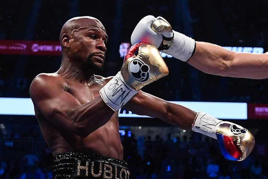 メイウェザーが本気になった2発被弾、朝倉未来の“渾身”に米衝撃「グレートだ」