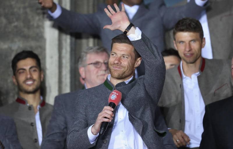 レバークーゼンが監督交代! セオアネ監督解任でシャビ・アロンソ氏を新監督に招へい! サッカー スポーツブル (スポブル)